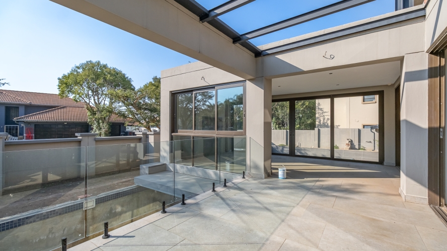 7 Bedroom Property for Sale in Midstream Estate Gauteng