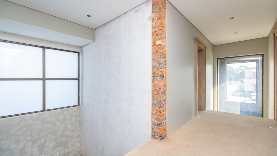 7 Bedroom Property for Sale in Midstream Estate Gauteng