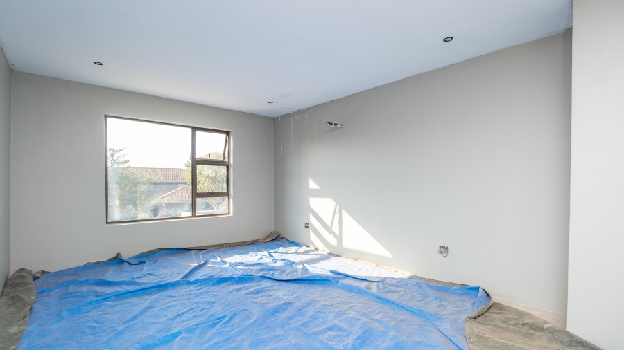7 Bedroom Property for Sale in Midstream Estate Gauteng