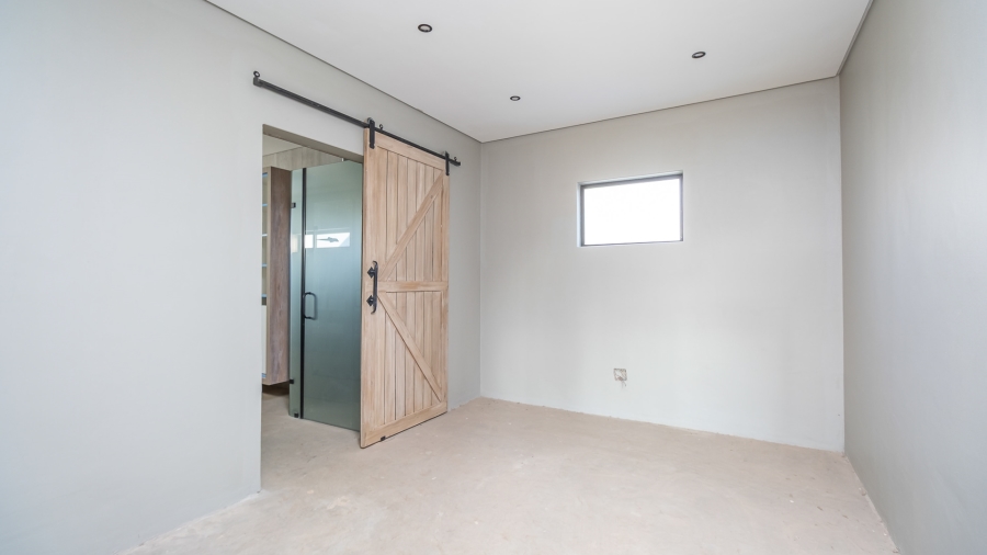 7 Bedroom Property for Sale in Midstream Estate Gauteng
