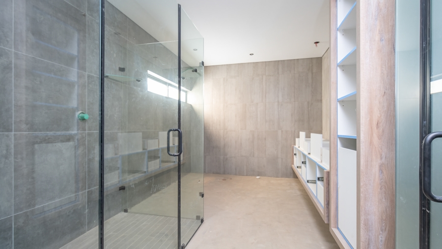 7 Bedroom Property for Sale in Midstream Estate Gauteng
