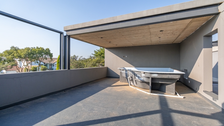 7 Bedroom Property for Sale in Midstream Estate Gauteng