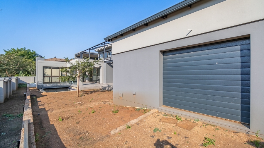 7 Bedroom Property for Sale in Midstream Estate Gauteng