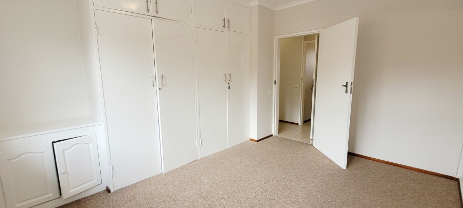 2 Bedroom Property for Sale in Bordeaux Gauteng