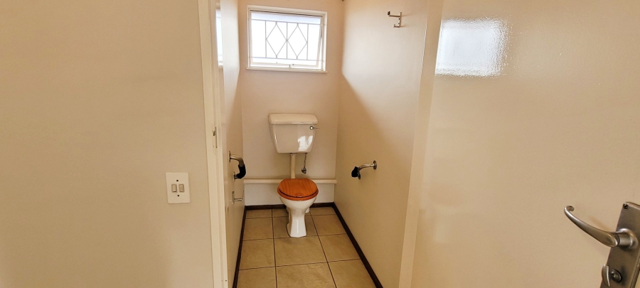 2 Bedroom Property for Sale in Bordeaux Gauteng