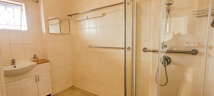 2 Bedroom Property for Sale in Bordeaux Gauteng