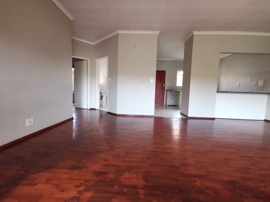 2 Bedroom Property for Sale in Mondeor Gauteng