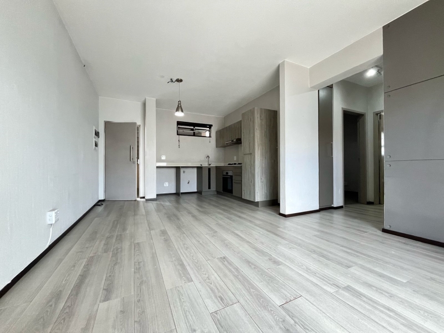 To Let 2 Bedroom Property for Rent in Broadacres Gauteng