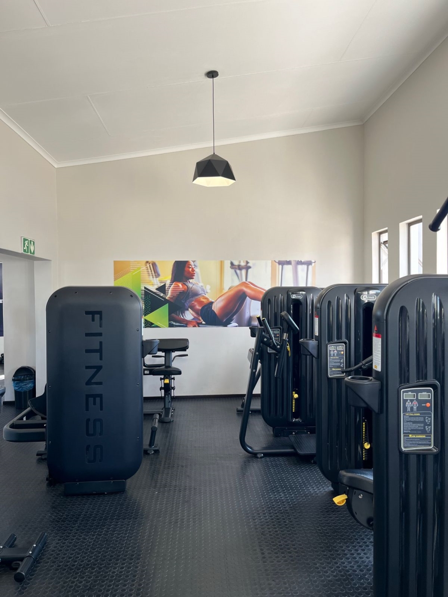 To Let 2 Bedroom Property for Rent in Broadacres Gauteng