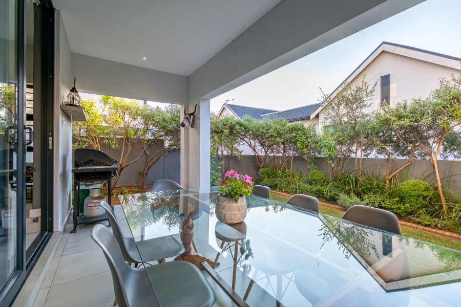 3 Bedroom Property for Sale in Pinehaven Gauteng