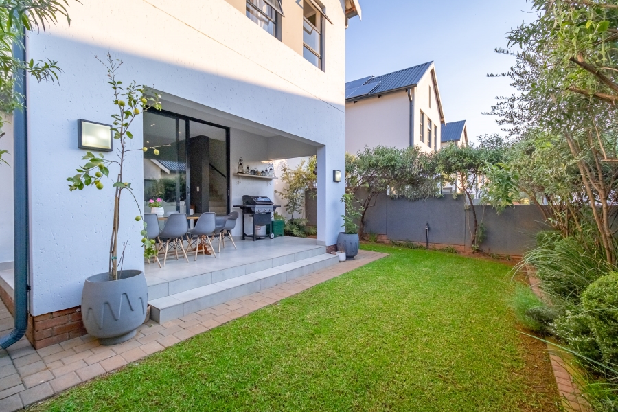 3 Bedroom Property for Sale in Pinehaven Gauteng