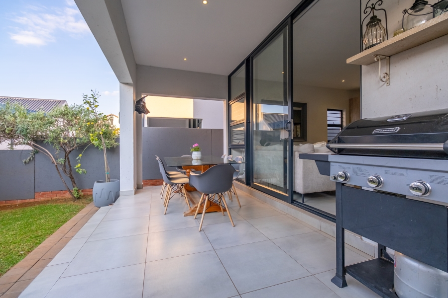 3 Bedroom Property for Sale in Pinehaven Gauteng
