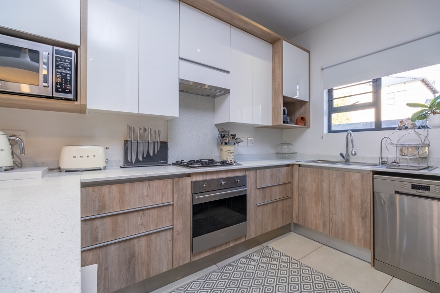 3 Bedroom Property for Sale in Pinehaven Gauteng