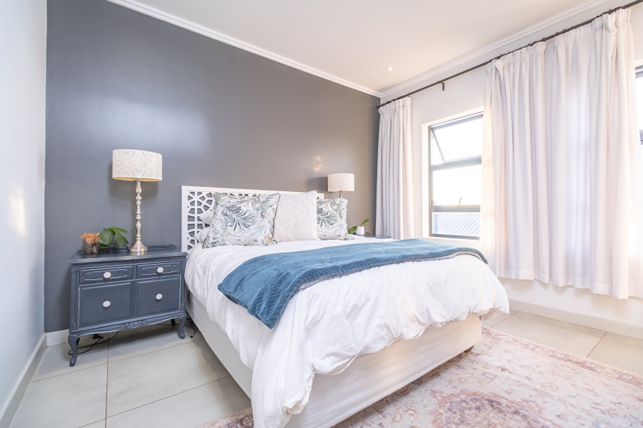 3 Bedroom Property for Sale in Pinehaven Gauteng