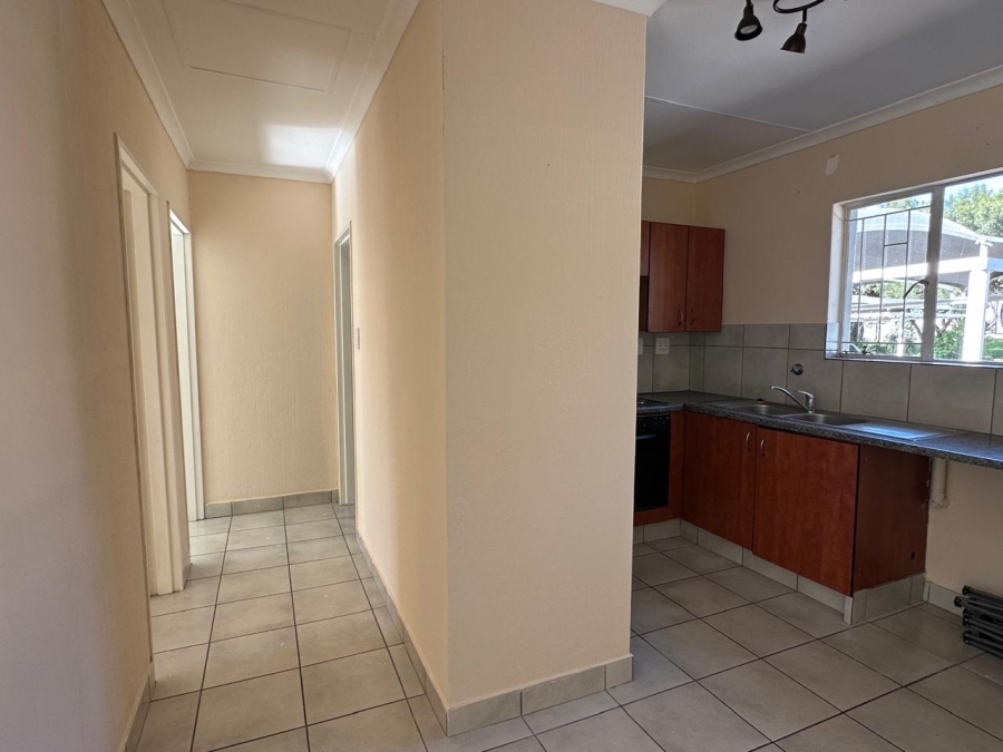 To Let 2 Bedroom Property for Rent in Greenstone Hill Gauteng