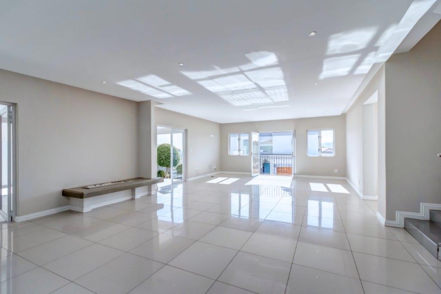 To Let 3 Bedroom Property for Rent in Hyde Park Gauteng