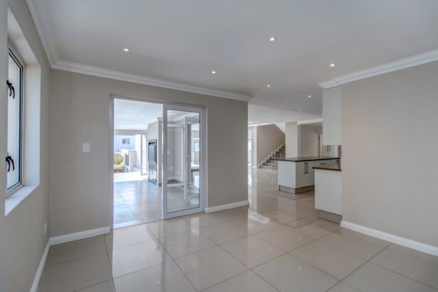 To Let 3 Bedroom Property for Rent in Hyde Park Gauteng