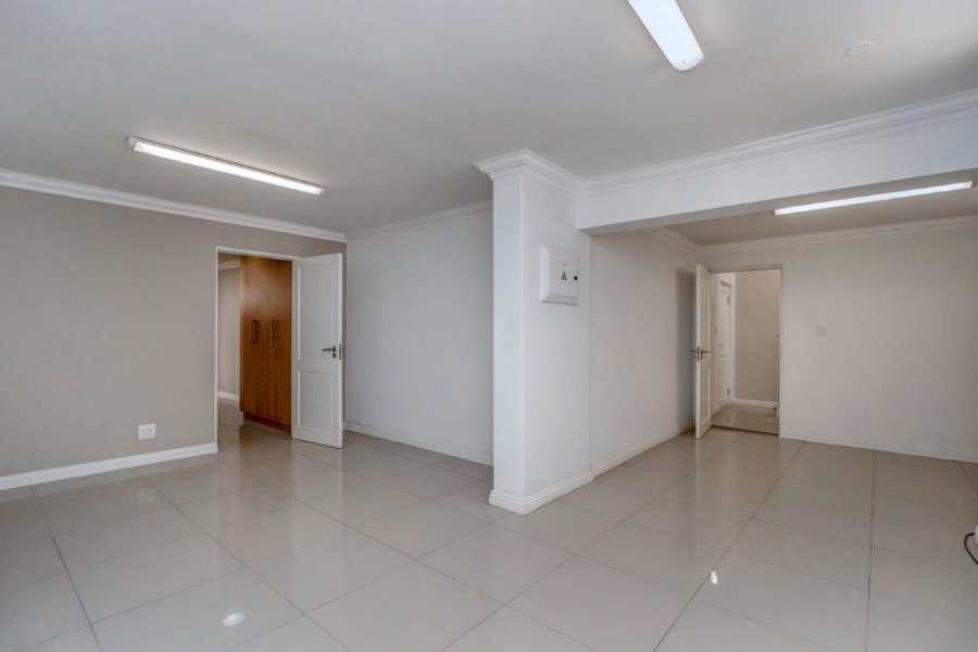 To Let 3 Bedroom Property for Rent in Hyde Park Gauteng