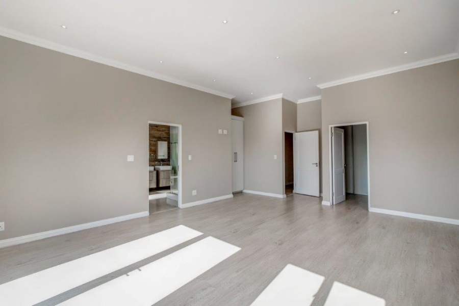To Let 3 Bedroom Property for Rent in Hyde Park Gauteng