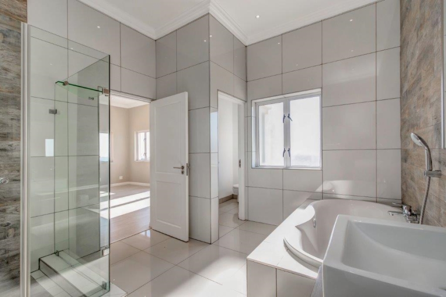 To Let 3 Bedroom Property for Rent in Hyde Park Gauteng
