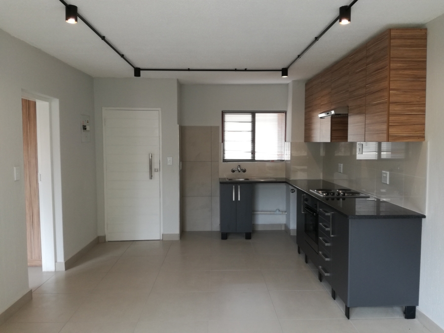 1 Bedroom Property for Sale in Weltevreden Park Gauteng