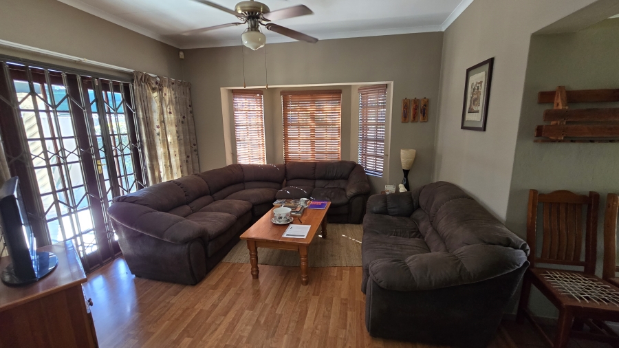 2 Bedroom Property for Sale in Weltevreden Park Gauteng