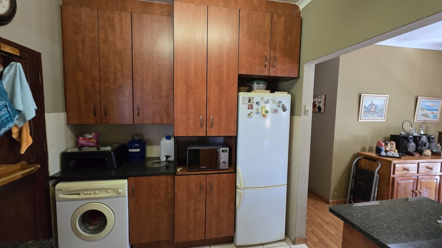 2 Bedroom Property for Sale in Weltevreden Park Gauteng