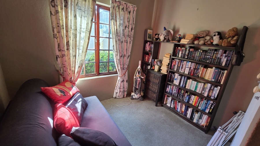 2 Bedroom Property for Sale in Weltevreden Park Gauteng