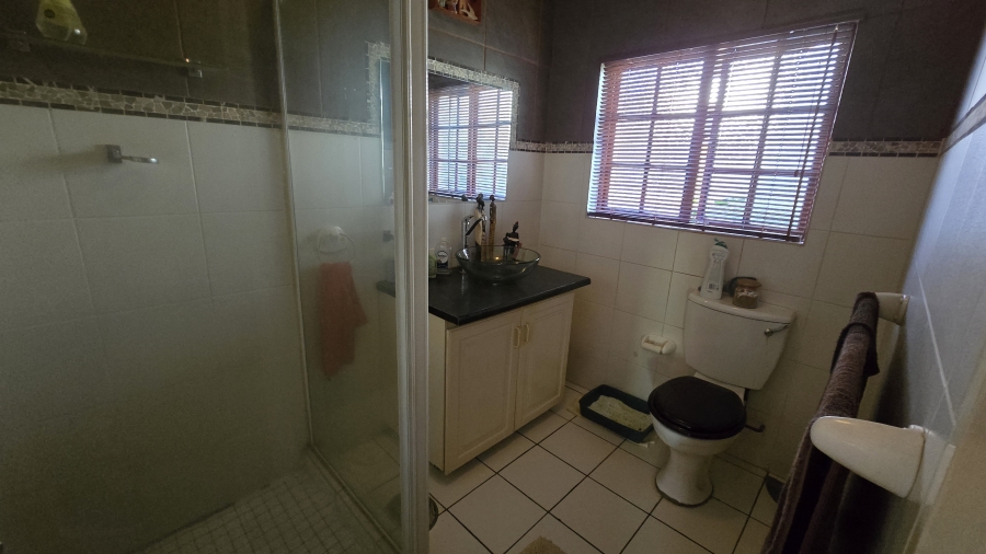 2 Bedroom Property for Sale in Weltevreden Park Gauteng