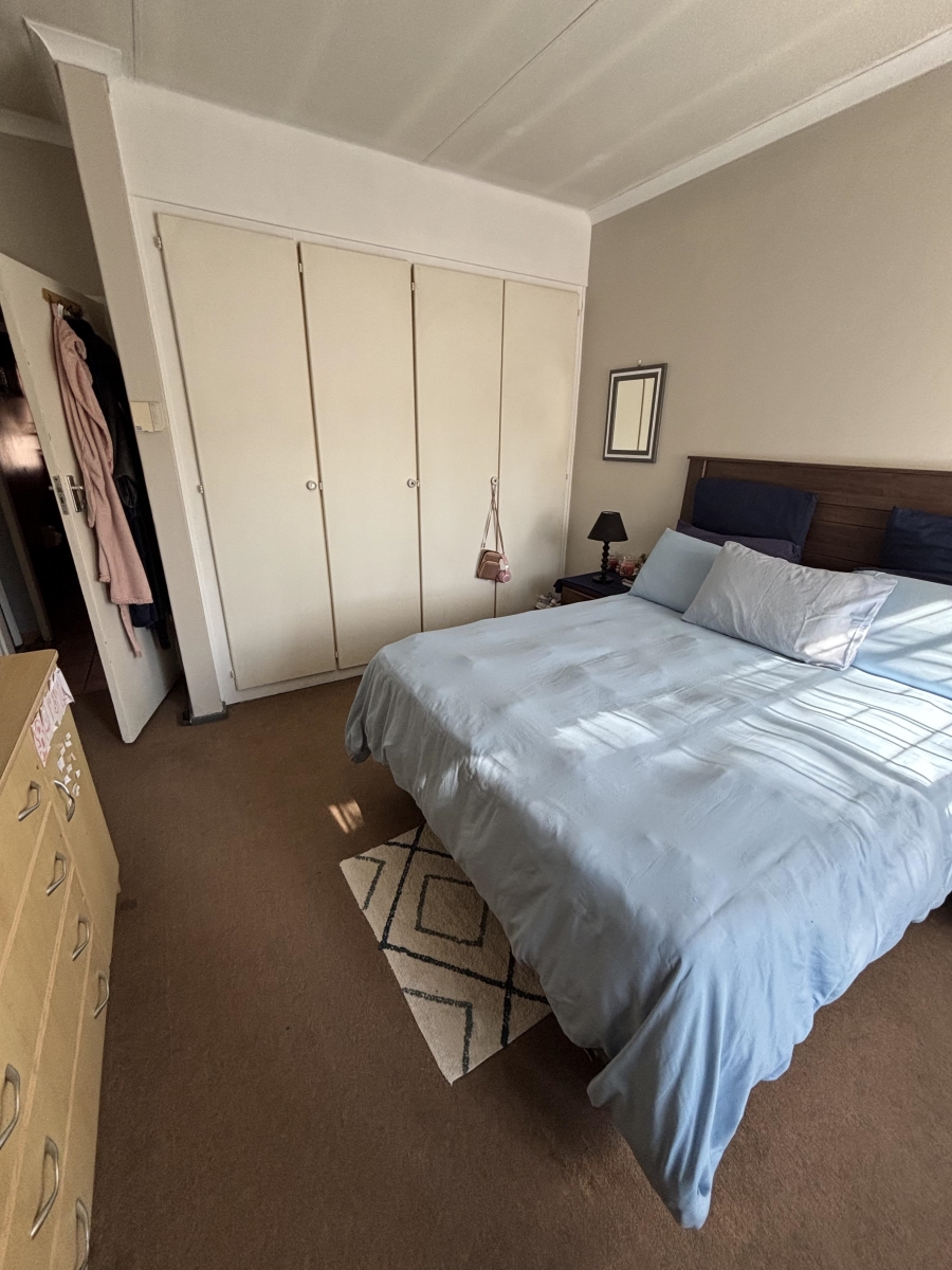 To Let 2 Bedroom Property for Rent in Garsfontein Gauteng