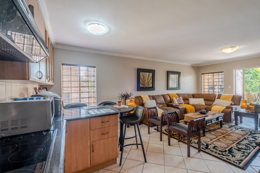 3 Bedroom Property for Sale in The Wilds Gauteng