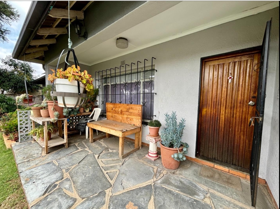 4 Bedroom Property for Sale in Tulisa Park Gauteng