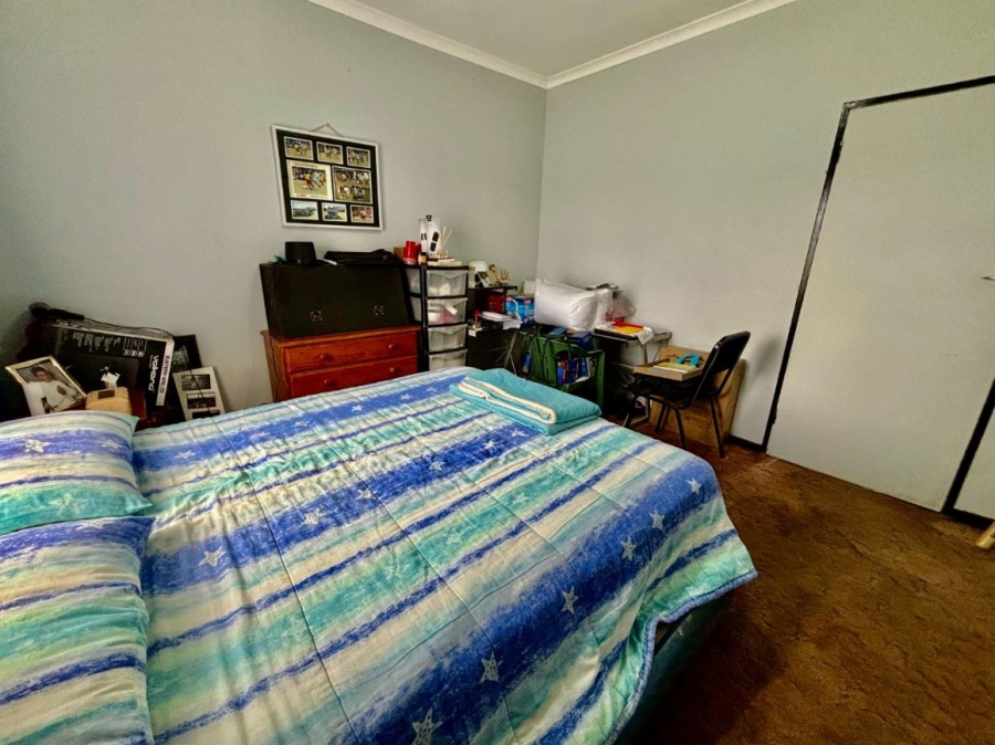 4 Bedroom Property for Sale in Tulisa Park Gauteng