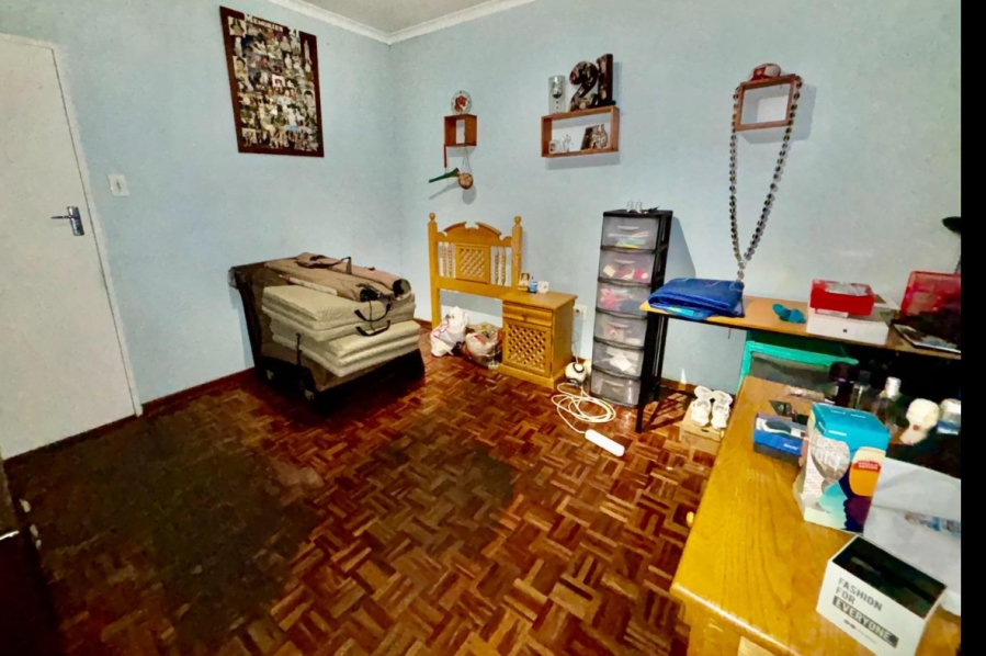 4 Bedroom Property for Sale in Tulisa Park Gauteng
