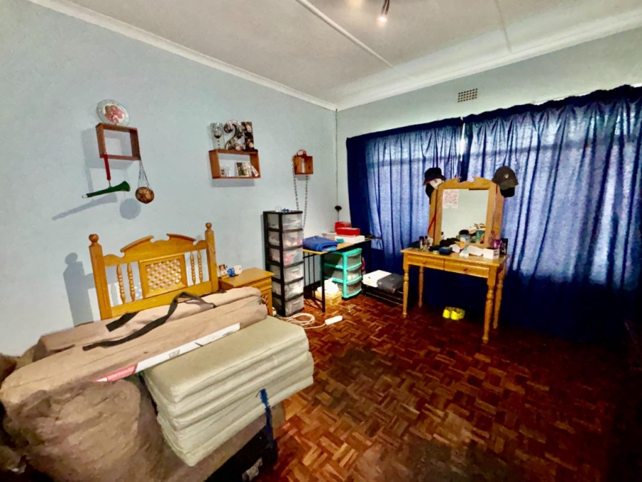 4 Bedroom Property for Sale in Tulisa Park Gauteng