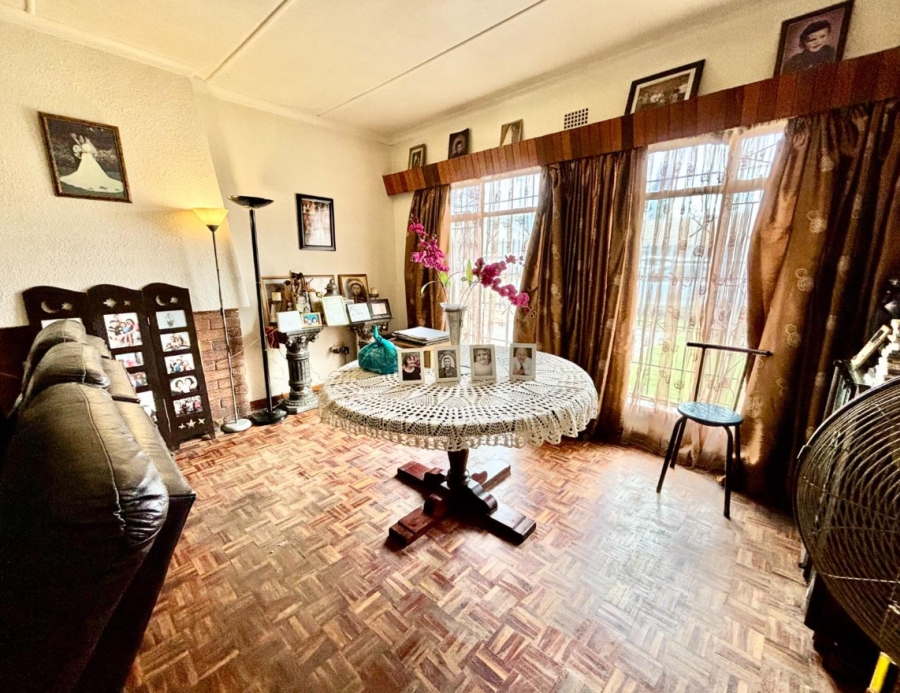 4 Bedroom Property for Sale in Tulisa Park Gauteng
