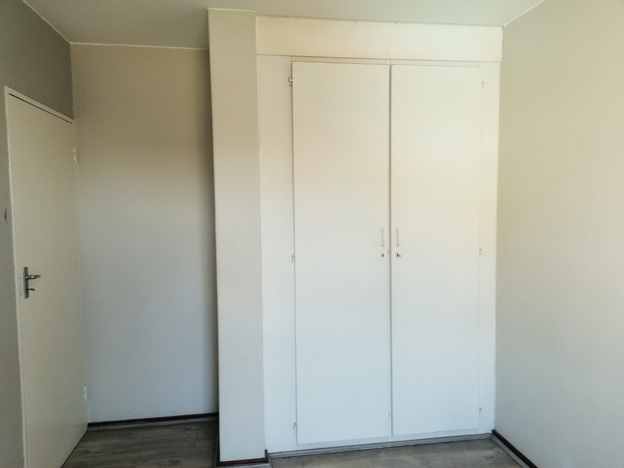 2 Bedroom Property for Sale in Boskruin Gauteng