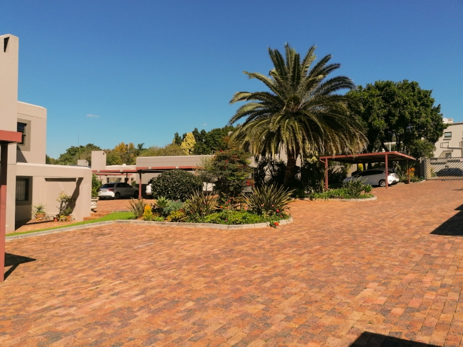 2 Bedroom Property for Sale in Boskruin Gauteng