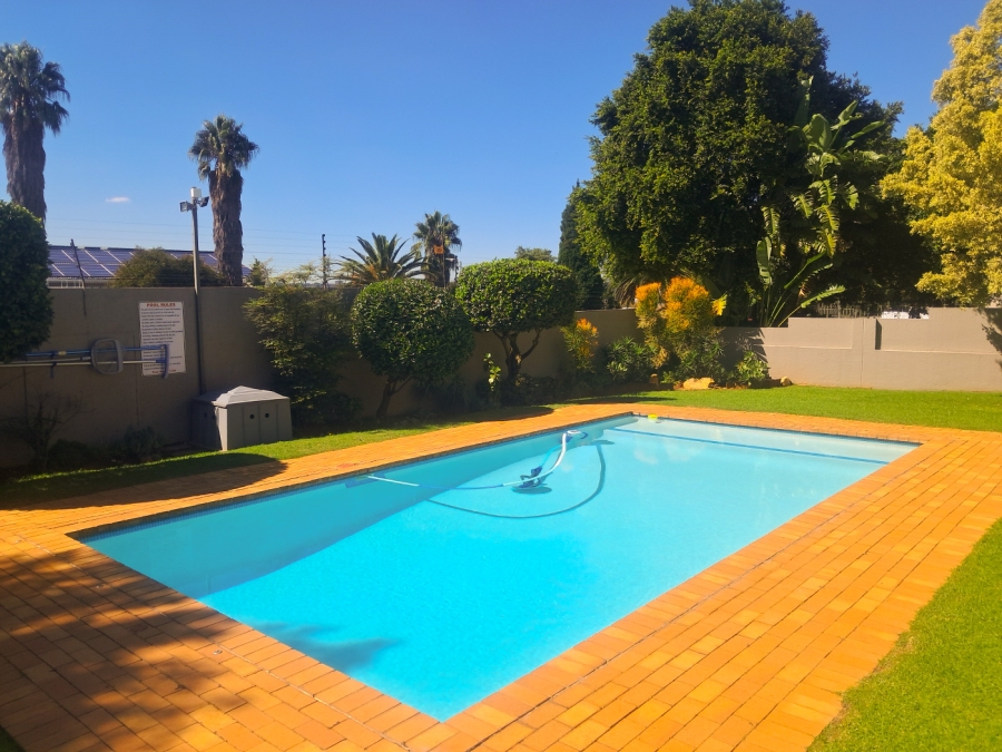 2 Bedroom Property for Sale in Boskruin Gauteng