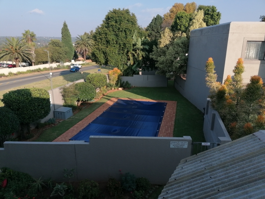 2 Bedroom Property for Sale in Boskruin Gauteng