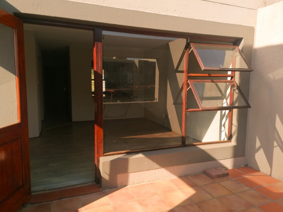 2 Bedroom Property for Sale in Boskruin Gauteng