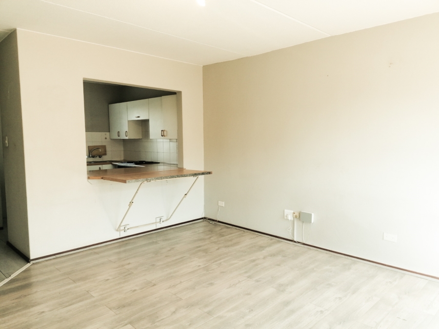 2 Bedroom Property for Sale in Boskruin Gauteng