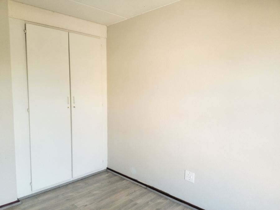 2 Bedroom Property for Sale in Boskruin Gauteng