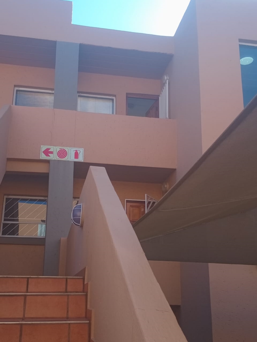 2 Bedroom Property for Sale in Randhart Gauteng
