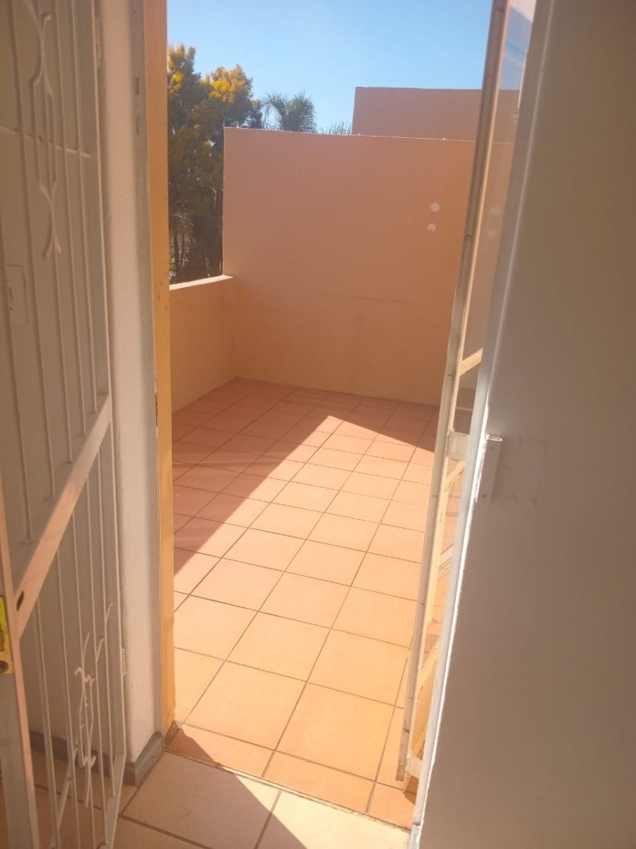 2 Bedroom Property for Sale in Randhart Gauteng