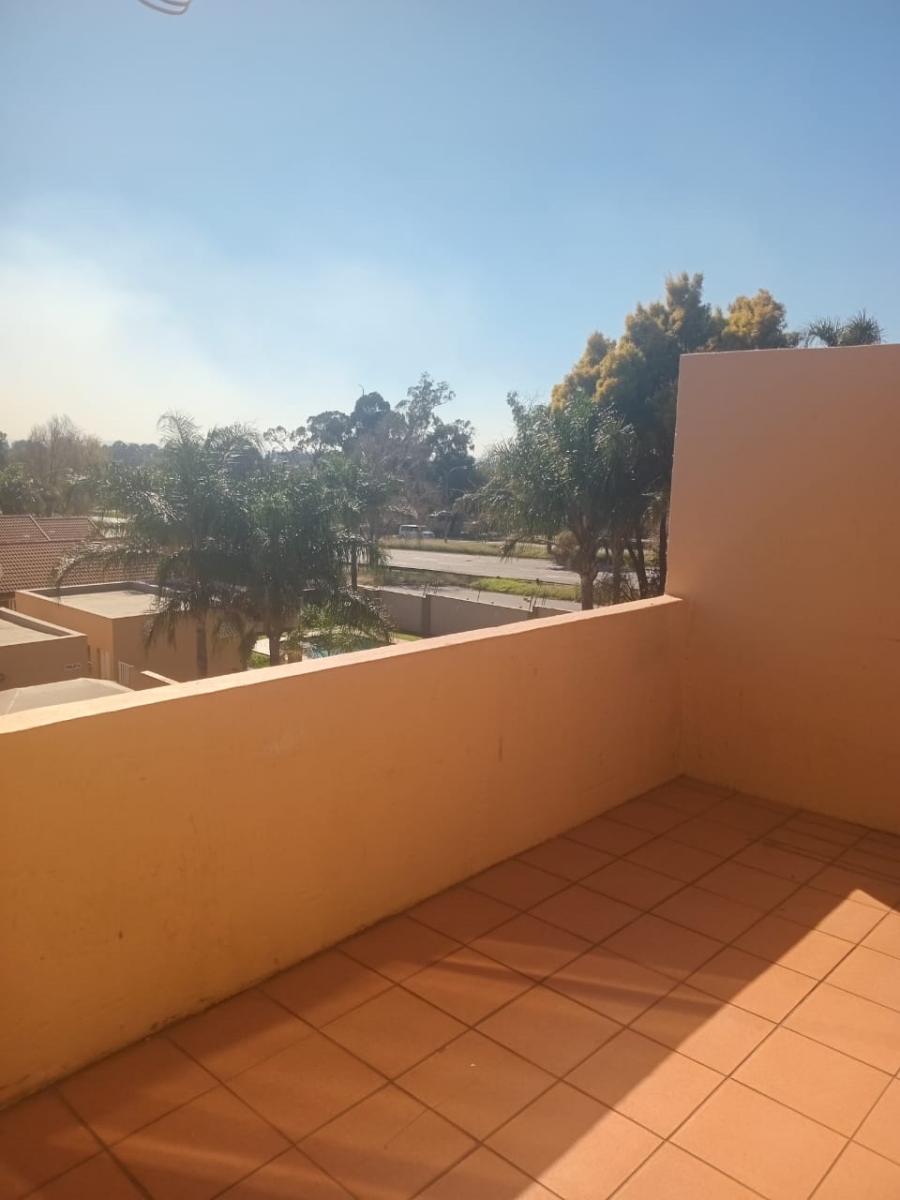 2 Bedroom Property for Sale in Randhart Gauteng