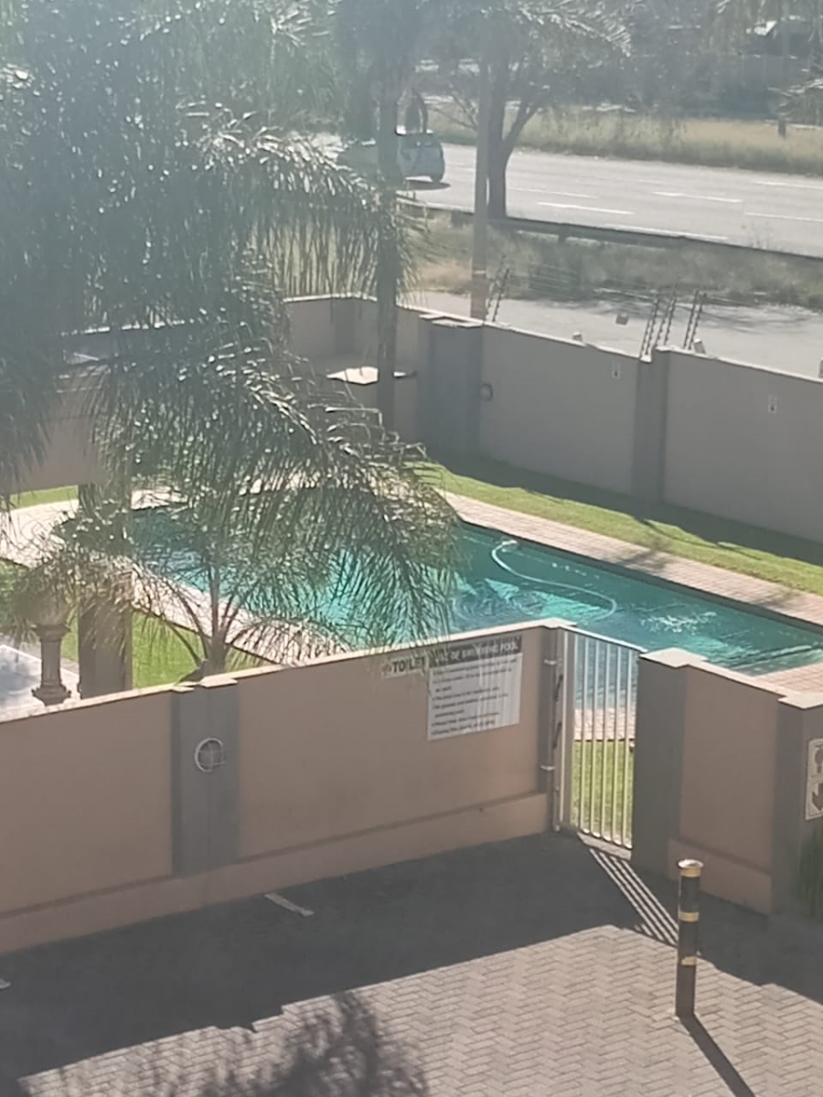 2 Bedroom Property for Sale in Randhart Gauteng