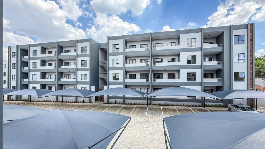 2 Bedroom Property for Sale in Glen Austin Gauteng