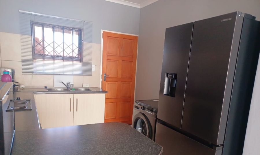 2 Bedroom Property for Sale in Windsor West Gauteng