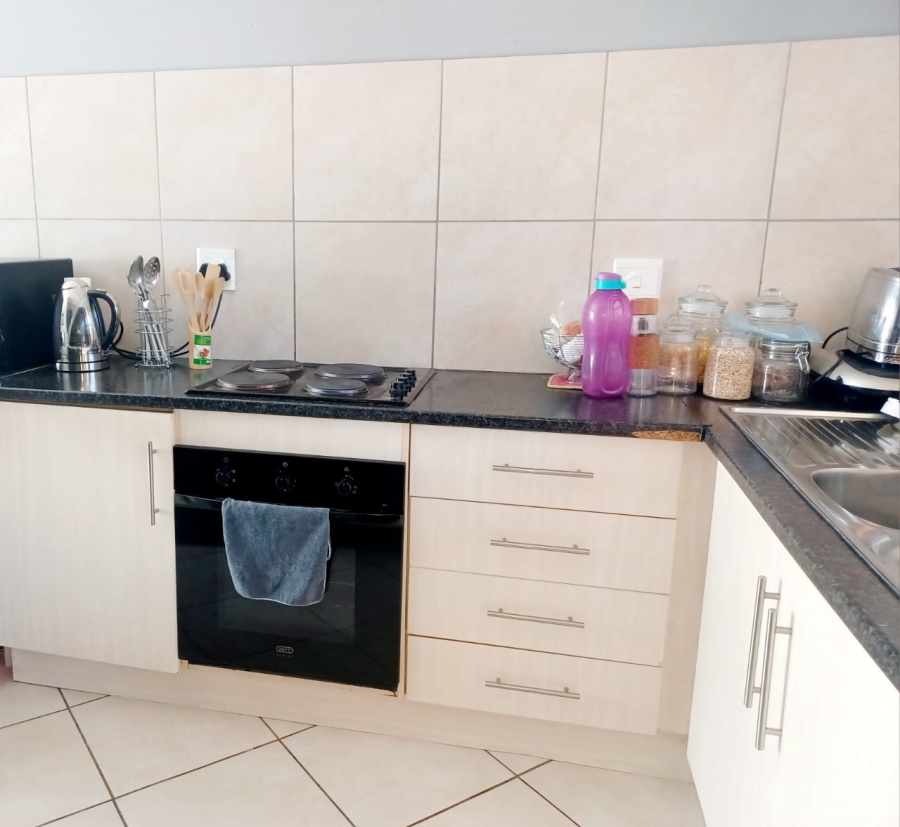 2 Bedroom Property for Sale in Windsor West Gauteng